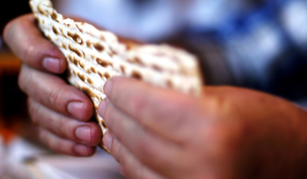 Are we required to eat unleavened bread each day of the Feast of Passover?